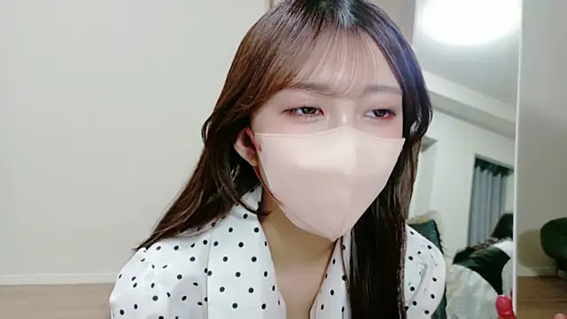 Snapshot of alicechan_v chatting on 14, 6, 2026 alicechan v online show from 14, 6, 2026