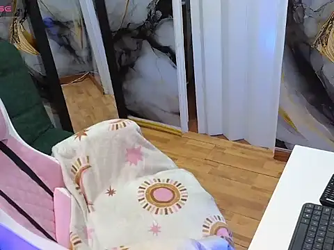 SHIZUKA WET online show from 5, 12, 2025