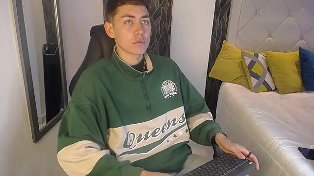 LoganFoster  online show from 11, 1, 2026