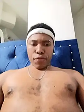 Snapshot of man_black_hot24 chatting on 23, 4, 2026 man black hot24 online show from 23, 4, 2026