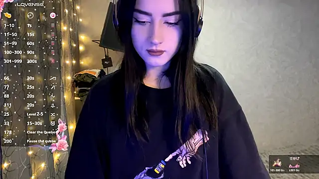 Meowluly online show from 22, 12, 2025