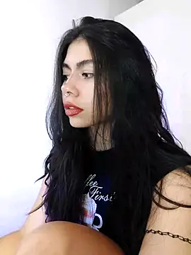 Snapshot of ArgentinaShani chatting on 16, 12, 2025 ArgentinaShani online show from 16, 12, 2025