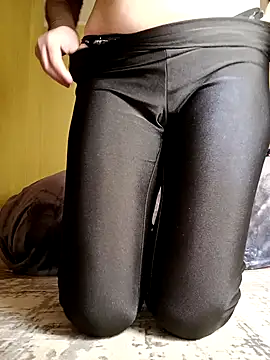 Snapshot of Era_90 chatting on 28, 11, 2025 Era 90 online show from 28, 11, 2025