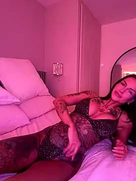 NikkiFoxx 13 online show from 19, 12, 2025