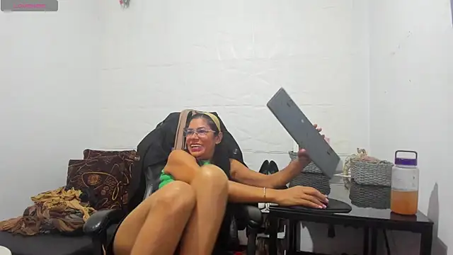Snapshot of Miss_clarepocahose chatting on 11, 7, 2026 Miss clarepocahose online show from 11, 7, 2026