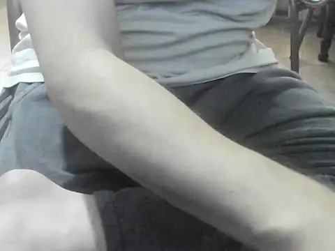 Snapshot of OreCam chatting on 21, 12, 2025 OreCam online show from 21, 12, 2025