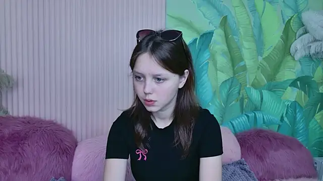 Samantha Martines online show from 12, 2, 2026