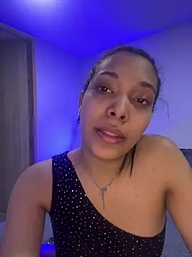Snapshot of KarolRojas_22 chatting on 3, 5, 2026 KarolRojas 22 online show from 3, 5, 2026
