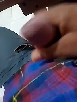 Snapshot of LovelyHughes chatting on 3, 3, 2026 LovelyHughes online show from 3, 3, 2026