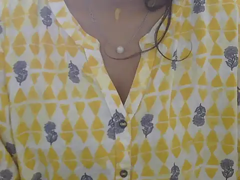 cute mahira online show from 23, 3, 2026