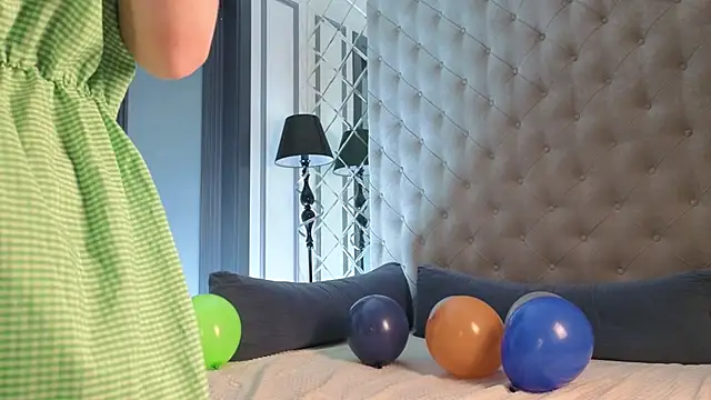 SharaSauer online show from 28, 2, 2026