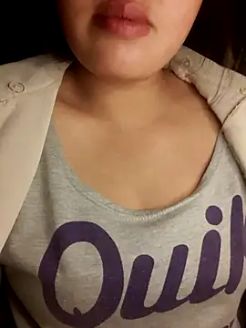 Snapshot of mai-mai-97 chatting on 16, 12, 2025 mai-mai-97 online show from 16, 12, 2025