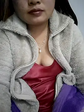 Snapshot of mai-mai-97 chatting on 20, 12, 2025 mai-mai-97 online show from 20, 12, 2025