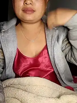 Snapshot of mai-mai-97 chatting on 7, 1, 2026 mai-mai-97 online show from 7, 1, 2026