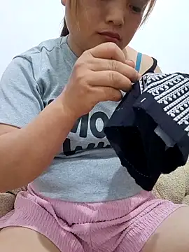 Snapshot of mai-mai-97 chatting on 10, 5, 2026 mai-mai-97 online show from 10, 5, 2026