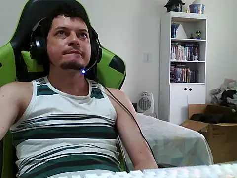 Snapshot of Fussador chatting on 24, 11, 2025 Fussador online show from 24, 11, 2025