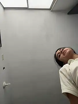 Miia moonn online show from 9, 1, 2026