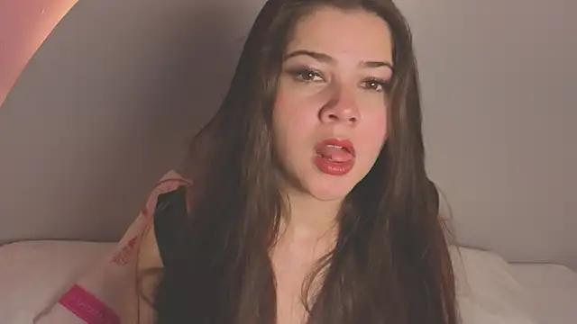 Snapshot of amyvans_ chatting on 1, 12, 2025 amyvans online show from 1, 12, 2025