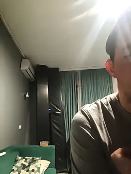 Razvan696969 online show from 21, 2, 2026