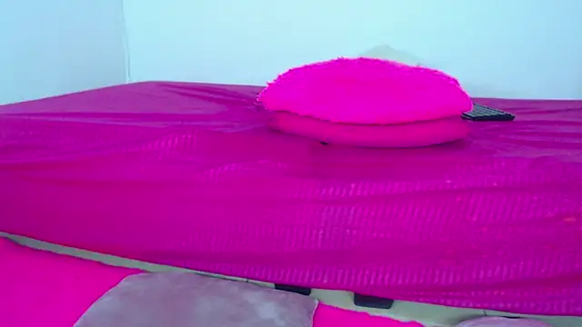 Milytylor online show from 5, 3, 2026