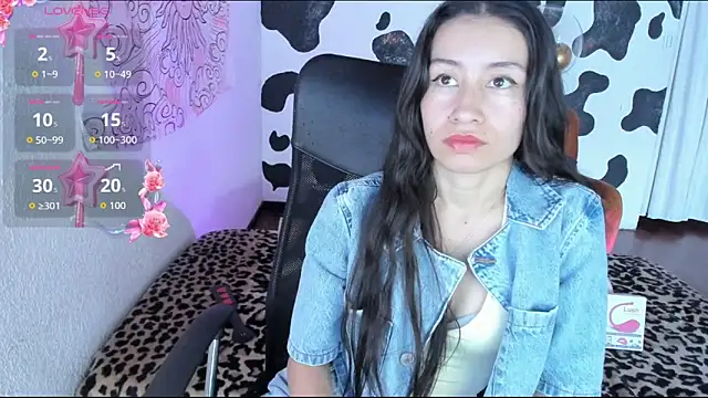 annie smith22 online show from 26, 11, 2025