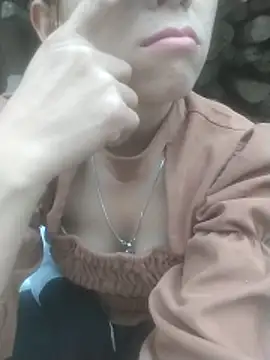 Snapshot of tieutam122 chatting on 13, 2, 2026 tieutam122 online show from 13, 2, 2026