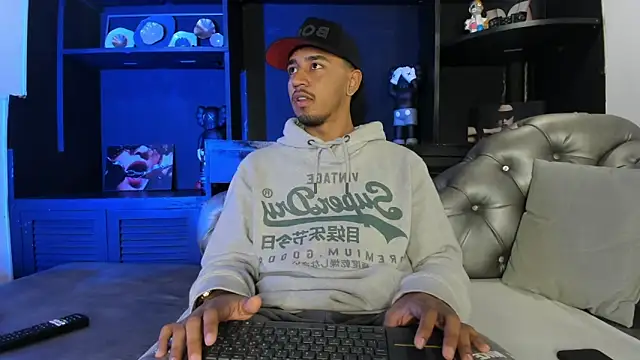 Snapshot of Brand_Collins chatting on 13, 2, 2026 Brand Collins online show from 13, 2, 2026