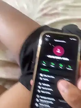 Snapshot of casalde9vinhos chatting on 25, 11, 2025 casalde9vinhos online show from 25, 11, 2025