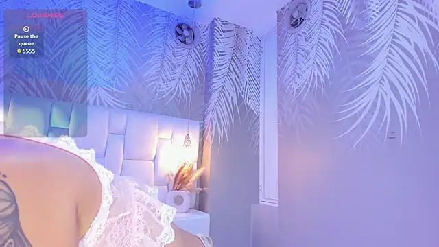 sarah sluty online show from 10, 7, 2026