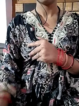 RASHMI SHARMA9 online show from 11, 4, 2026