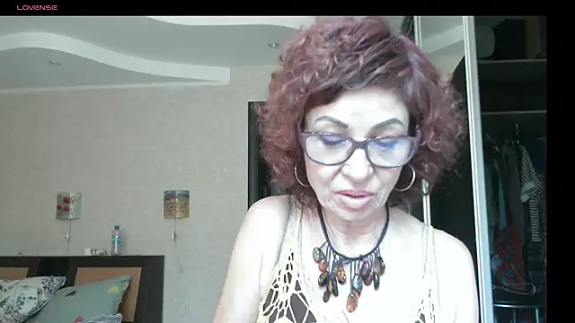 Kelly Flurr online show from 3, 8, 2026