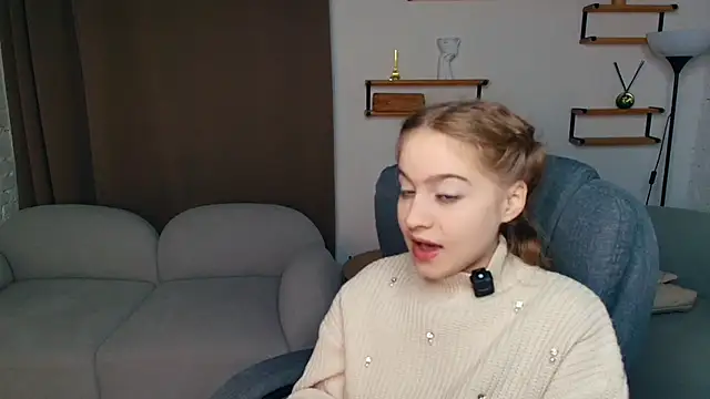 FairrryBluuum online show from 28, 11, 2025