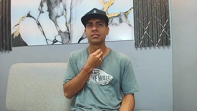 Snapshot of MARCO_SPENCER chatting on 27, 11, 2025 MARCO SPENCER online show from 27, 11, 2025