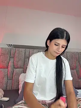 Snapshot of ZafiraNavarro chatting on 19, 4, 2026 ZafiraNavarro online show from 19, 4, 2026