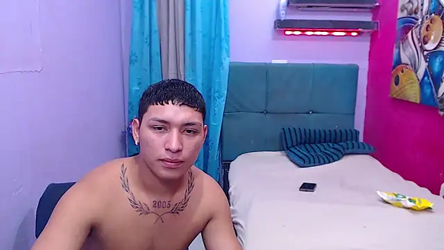 twinks fuck online show from 4, 8, 2026