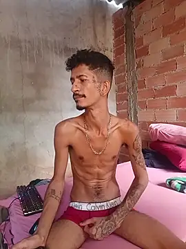 Snapshot of theyllorwillian chatting on 18, 5, 2026 theyllorwillian online show from 18, 5, 2026