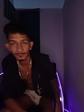 Snapshot of theyllorwillian chatting on 3, 7, 2026 theyllorwillian online show from 3, 7, 2026