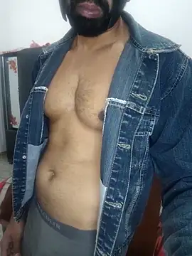 Amit22122 online show from 8, 1, 2026