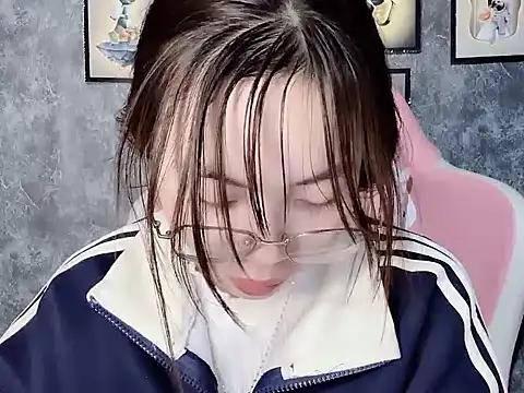 Aria5999 online show from 5, 12, 2025