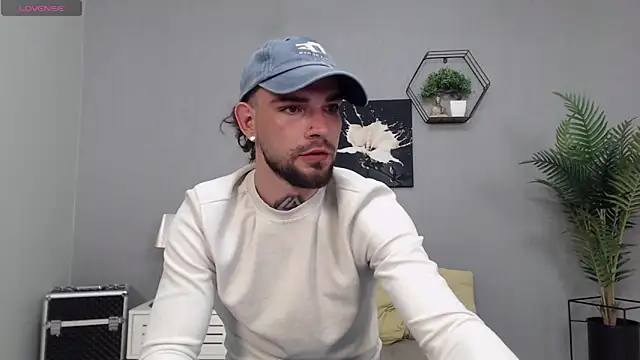 Snapshot of KaneHunter chatting on 17, 5, 2026 KaneHunter online show from 17, 5, 2026