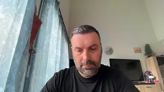 Snapshot of coolsmith81 chatting on 11, 6, 2026 coolsmith81 online show from 11, 6, 2026
