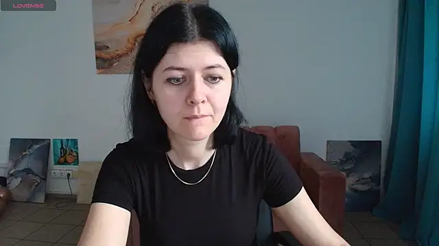 Snapshot of MelisaGollden chatting on 28, 11, 2025 MelisaGollden online show from 28, 11, 2025