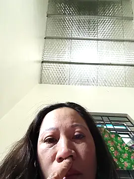 Snapshot of Let-zo chatting on 26, 11, 2025 Let-zo online show from 26, 11, 2025