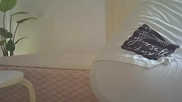 Snapshot of kyono-iyashi chatting on 25, 2, 2026 kyono-iyashi online show from 25, 2, 2026