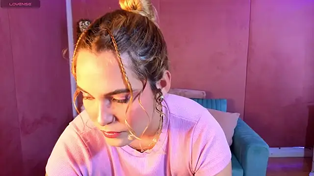 AdharaWo online show from 25, 3, 2026