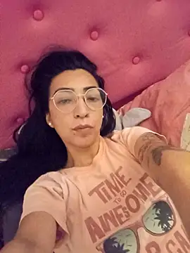 Snapshot of Yani-14 chatting on 2, 12, 2025 Yani-14 online show from 2, 12, 2025