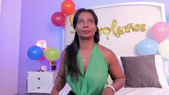 Snapshot of salome_moon_ chatting on 16, 1, 2026 salome moon online show from 16, 1, 2026