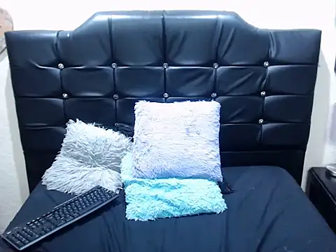 Snapshot of NathRouxe chatting on 29, 11, 2025 NathRouxe online show from 29, 11, 2025