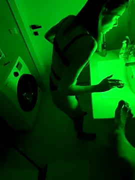 Snapshot of martme69 chatting on 21, 12, 2025 martme69 online show from 21, 12, 2025