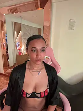 Snapshot of coraline_vera chatting on 18, 4, 2026 coraline vera online show from 18, 4, 2026